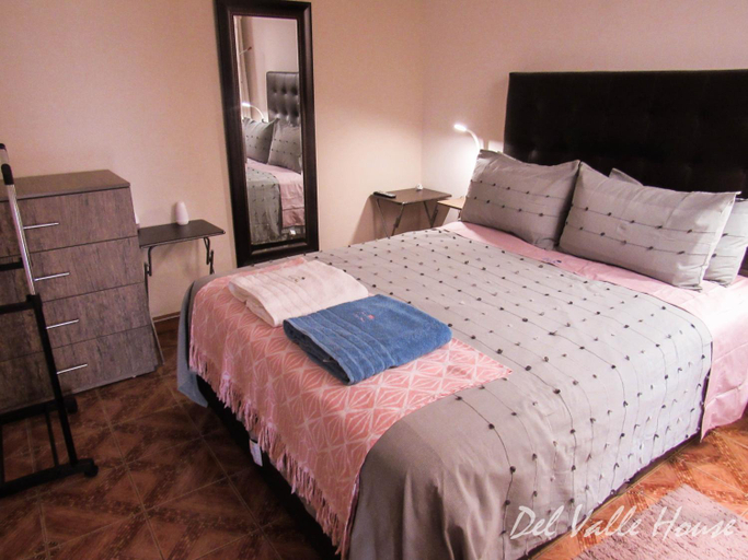 Bedroom, Del Valle House, Ica
