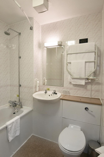 Bathroom 4, The Mount by Greene King Inns, Wigan