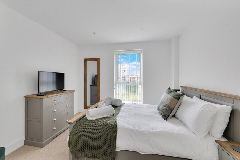 Bedroom 3, Luxury 3 bed Apartment Mount Wise Plymouth Parking, Plymouth