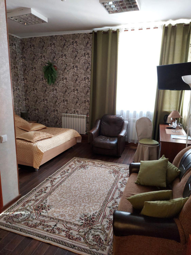 Others 3, Comfort Hotel, Serov gorsovet