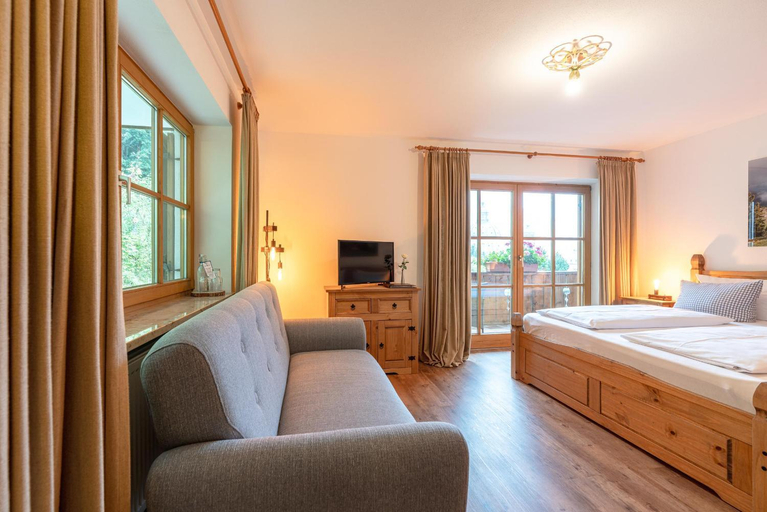 Bedroom 2, Hotel Blaue Gams, Garmisch-Partenkirchen
