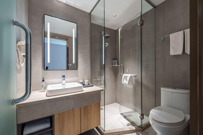Bathroom 4, Home Inn Zhangjiajie Tianmen Mountain Branch, Zhangjiajie