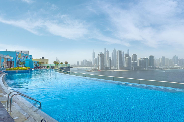 Sport & Beauty 2, Sea view I Beach access I Pool with bar, Dubai