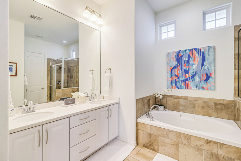 Bathroom 4, Shore Magic 116 ST, Nueces