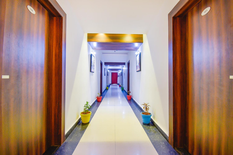 Public Area 2, FabHotel Pentagon Next, Khordha