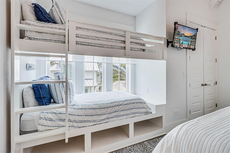 Bedroom 2, All Day Long 230 RO A1, Nueces