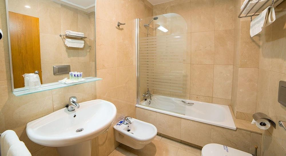 Bathroom 4, Encasa Hotel Almansa, Albacete