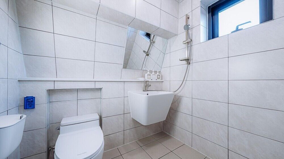Bathroom 4, M Stay Pool Villa, Pohang