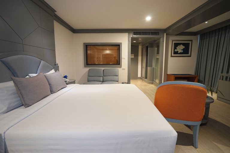 Bedroom 26