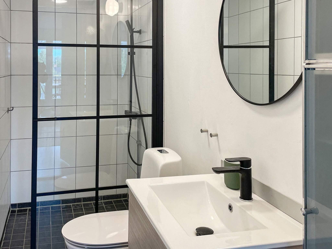 Bathroom, Stylish Holiday Apartment on Oland, Borgholm