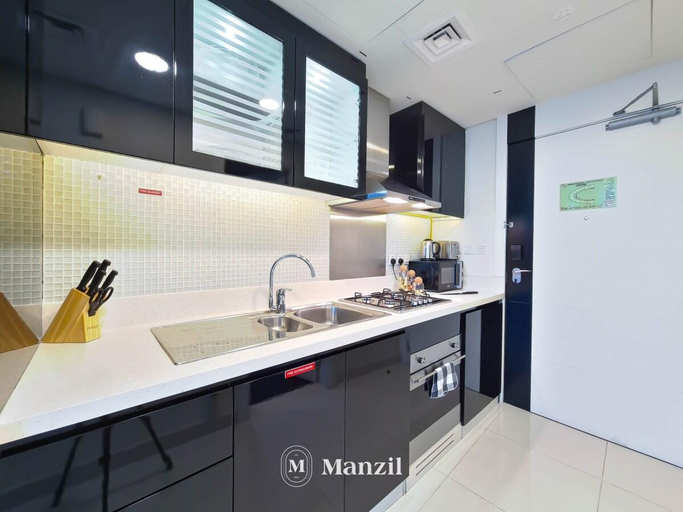 Others 5, Lux Studio in Downtown w balcony & canal view, Dubai