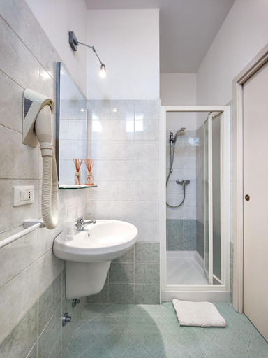 Bathroom, Hotel Naica, Rimini