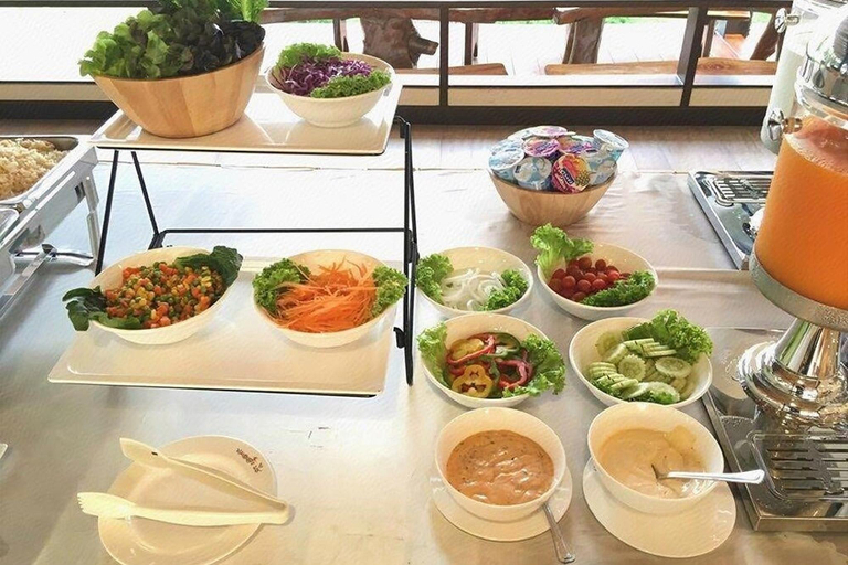 Food & Drinks, Chatnipa Beach Resort, Muang Rayong