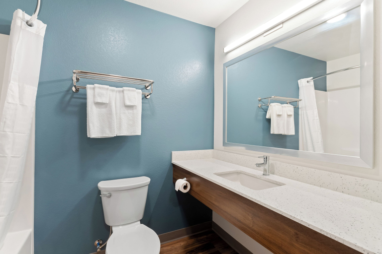 Bathroom 4, Woodspring Suites Denver Commerce City, Adams