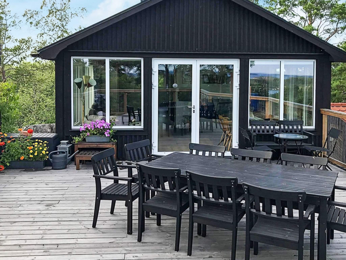 Food & Drinks 5, person holiday home in AKERSBERGA, Österåker