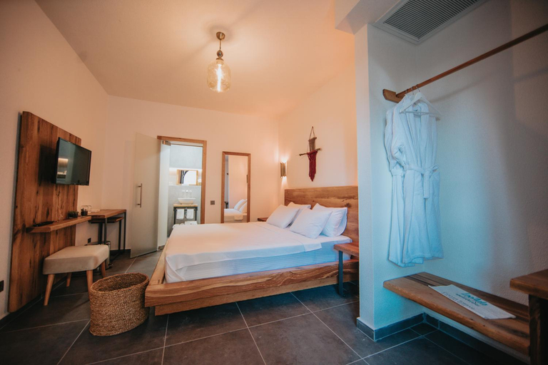 Bedroom 3, Buyukada Loc'ada, Adalar