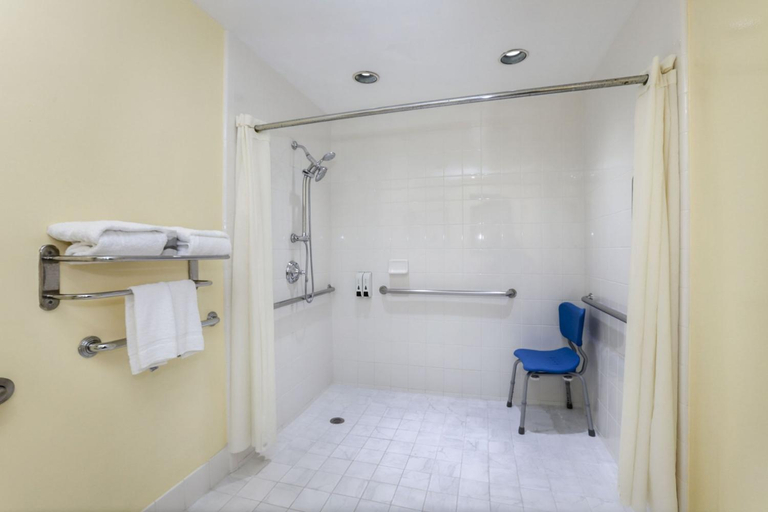 Bathroom 4, Campbell Inn, Santa Clara