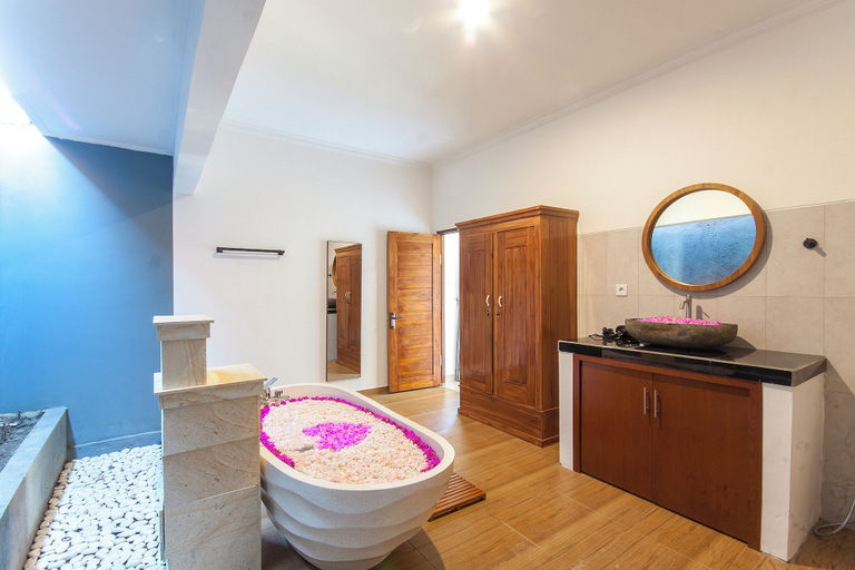 Bathroom, Maha ubud villa, Gianyar