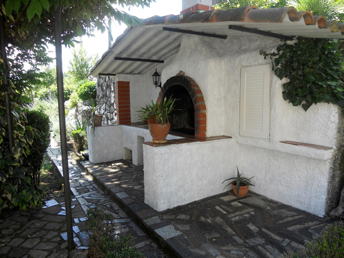 Others 3, Apartment in Matulji with Scenic Roof Terrace, Kastav