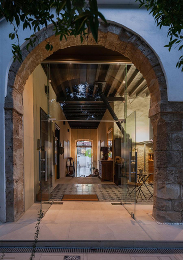 Public Area, Casa Mespilea