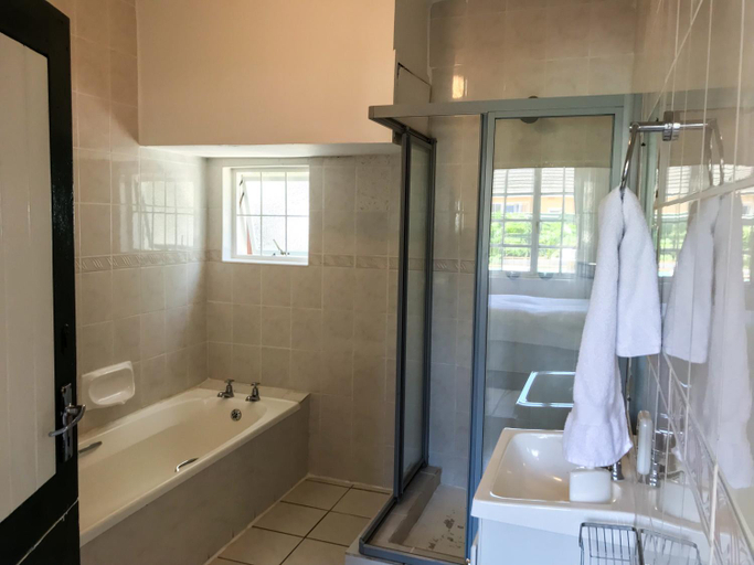 Bathroom 4, Howards End Manor B&B, City of Cape Town