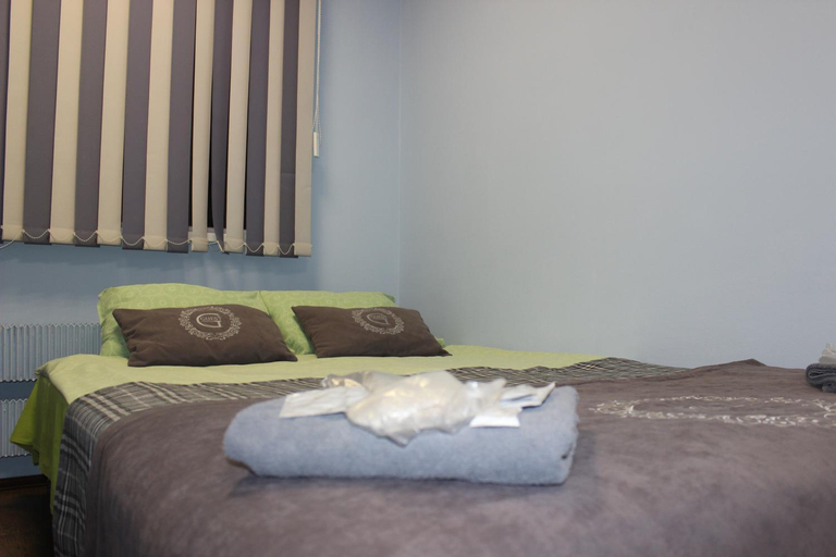 Bedroom 2, Yasenevo Hotel, South-Western
