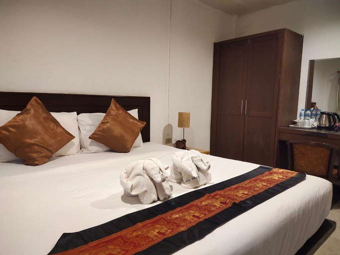 Bedroom 13