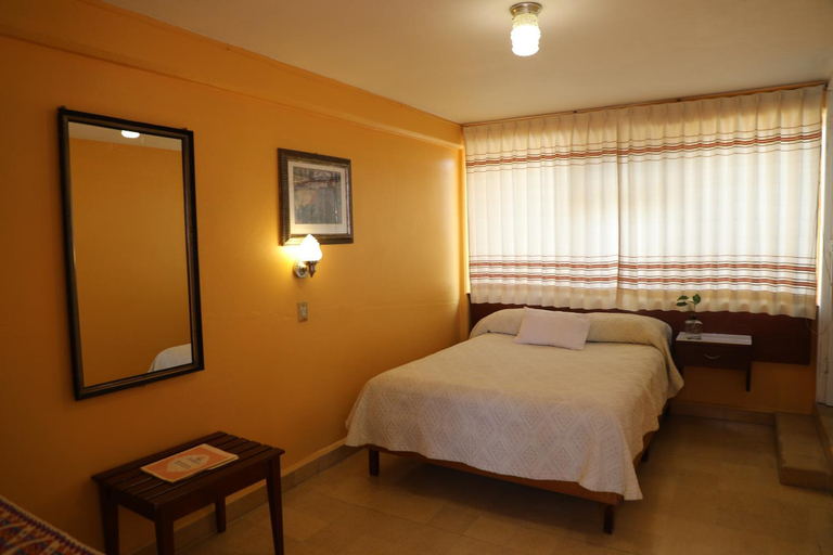 Others 5, Belisana, Villa Guerrero