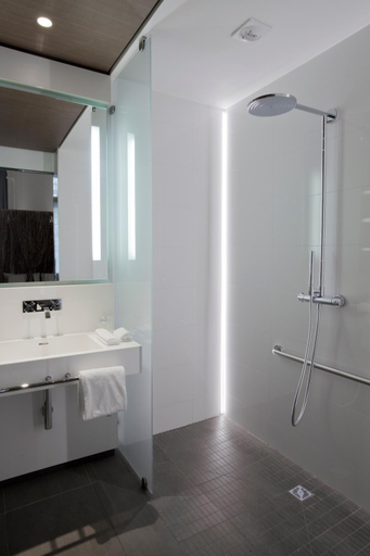 Bathroom 5, C2 Hotel, Bouches-du-Rhône
