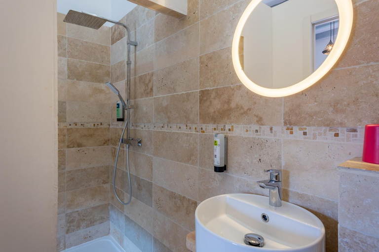 Bathroom 3, Hotel restaurant Beausejour, Alpes-Maritimes