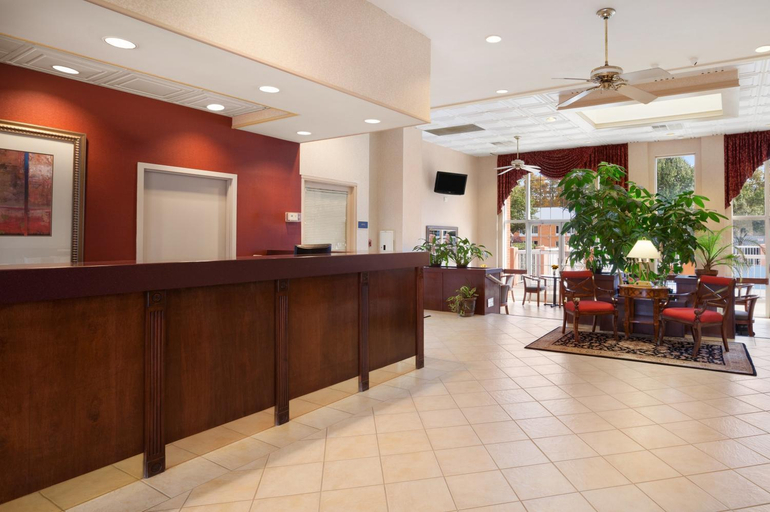 Public Area 2, Baymont by Wyndham Warrenton, Fauquier