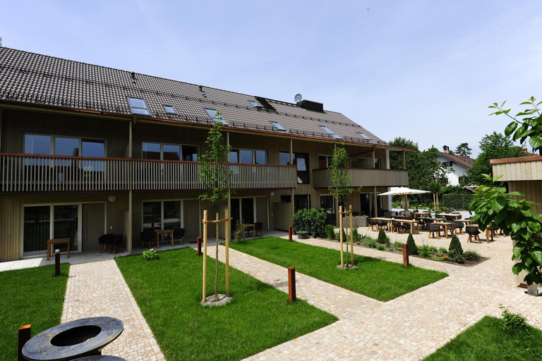 Others 3, Bernhardhof Andechs, Starnberg