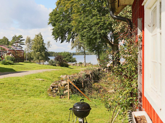 Others 4, person holiday home in UNNARYD-By Traum, Hylte