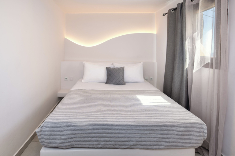 Bedroom 5, Santorinn Suites, South Aegean