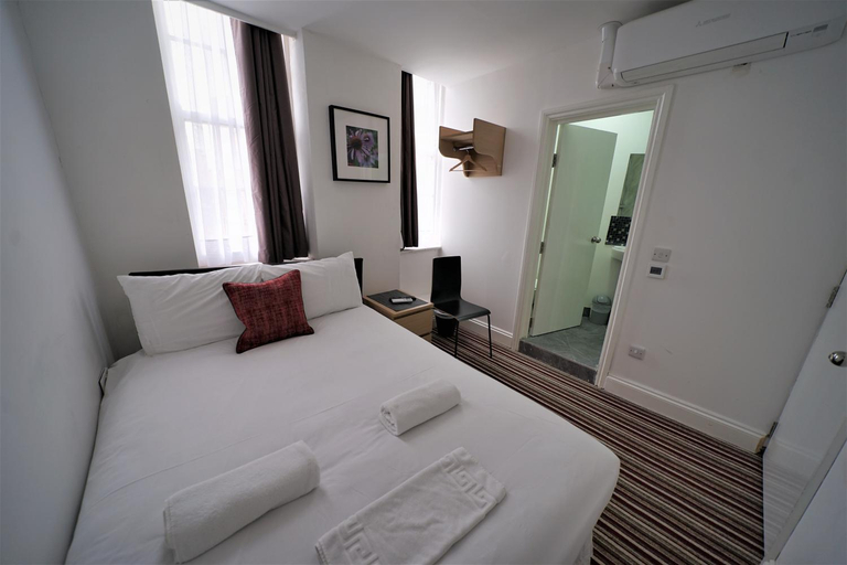 Bedroom 3, The Bank Hotel London, London