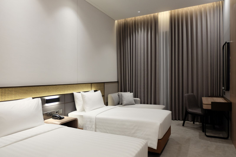 Bedroom 3, Laska Hotel & Resort Ciater, Subang