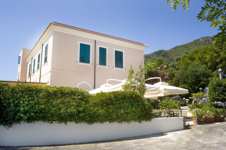 Exterior & Views 2, Villa Penelope, Latina