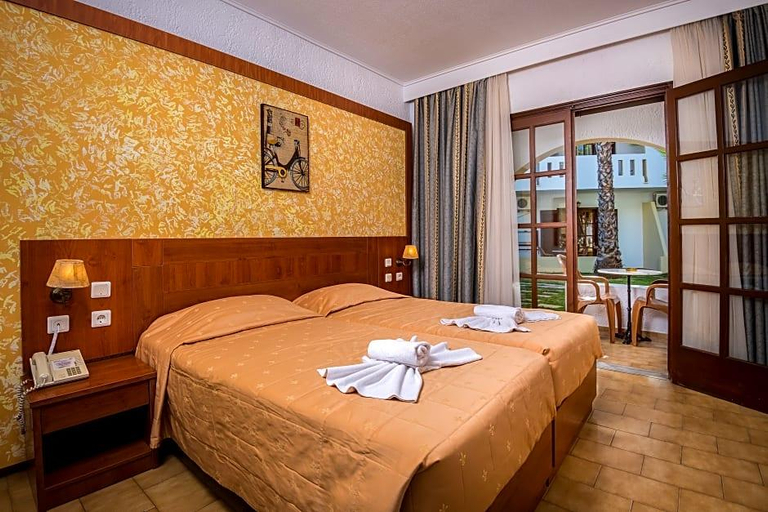 Bedroom 3, Gaia Garden Hotel, South Aegean