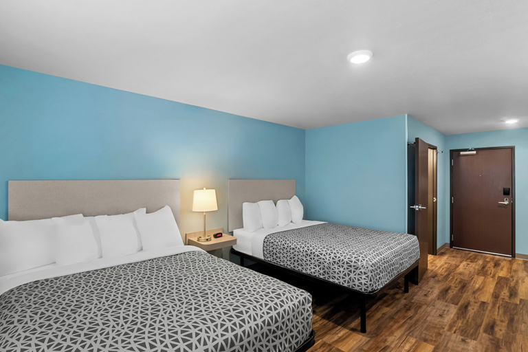 Bedroom 2, Woodspring Suites Newington - Hartford South, Hartford