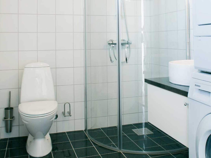 Bathroom 4, 6 Person Holiday Home in Allinge, Bornholm