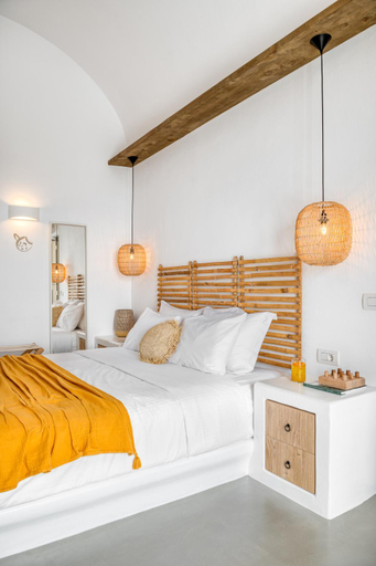 Bedroom 2, YPSELI Anafi's hive, South Aegean