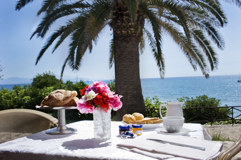 Others 5, Villa Penelope, Latina