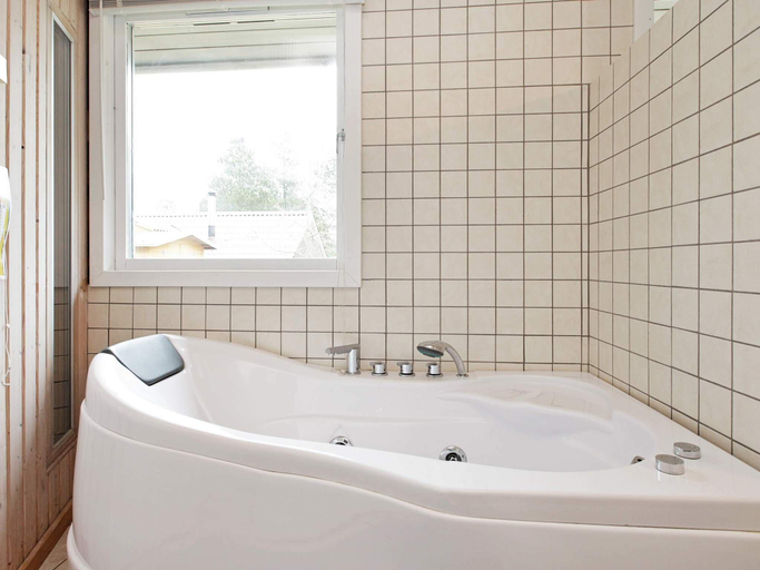 Bathroom 3, person holiday home in Albaek-By Traum, Frederikshavn
