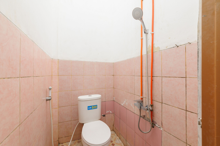 Bathroom 3, RedDoorz near UBL Lampung, Bandar Lampung