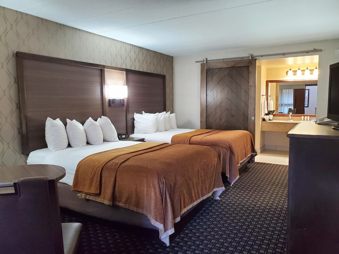 Bedroom 3, AmericInn by Wyndham Watertown, Codington