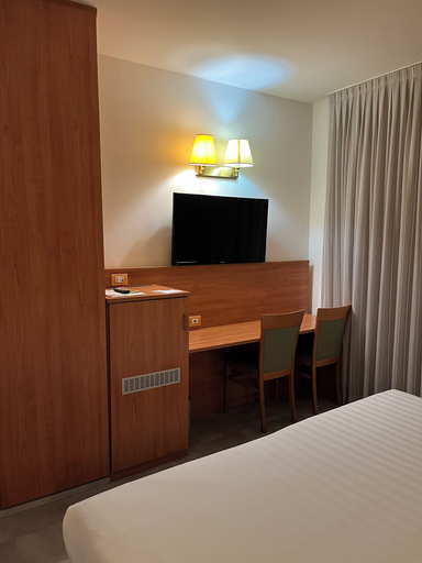 Bedroom 4, Re Lissone, Monza and Brianza