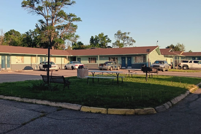Exterior & Views 3, Blueway Inn and Suites El Dorado, Butler