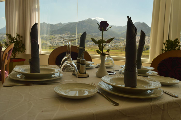 Food & Drinks 5, Prestige Hotel, Tétouan