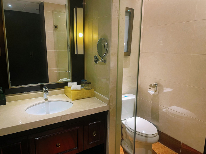 Bathroom, runhuasijidajiudian, Nanning