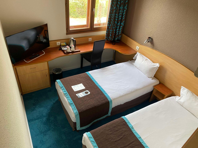 Bedroom 3, Kyriad Montpellier Méditerranée Aéroport, Hérault